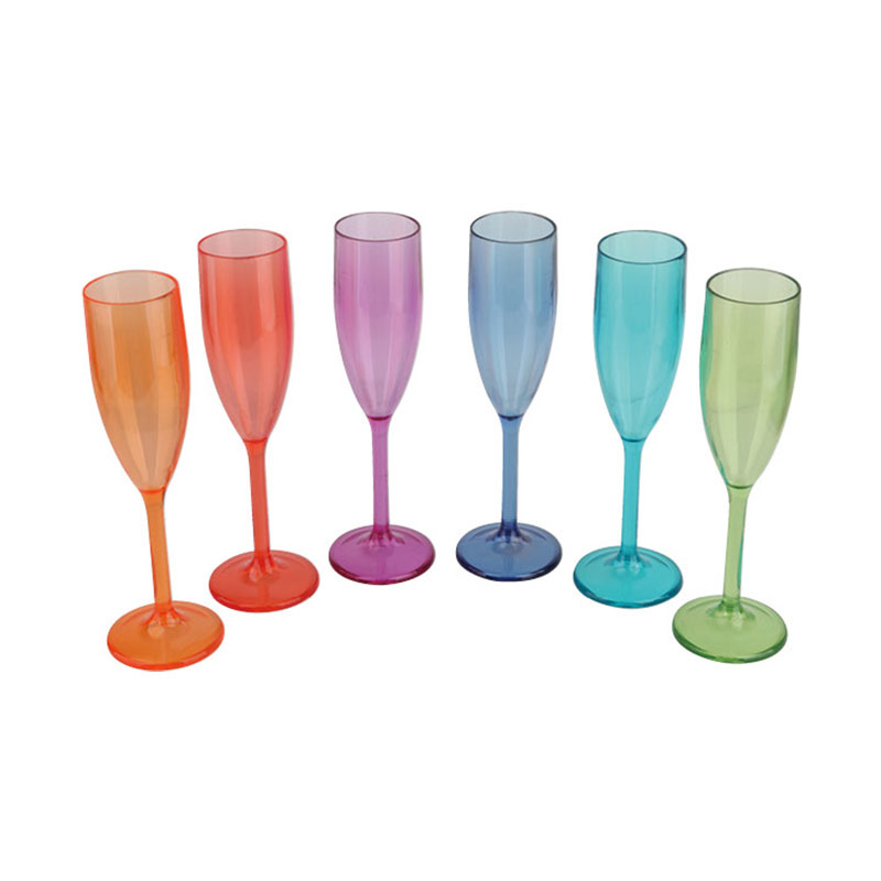 Czerwone wino musujące 